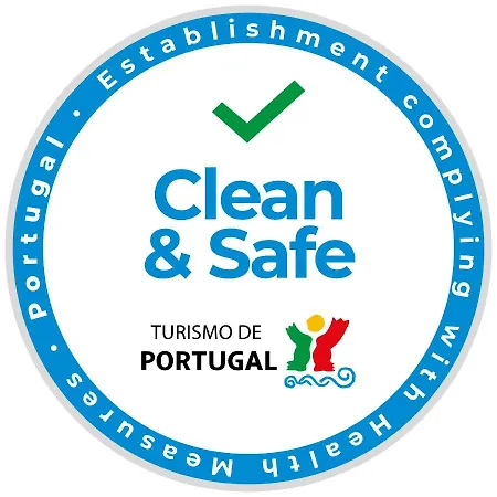Chiado 4-bedroom Flat Apartment Lissabon