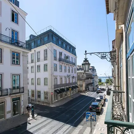 Apartment Chiado 4-bedroom Flat *